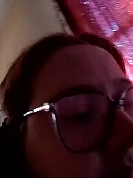 XEmoxkittyx online show from February 8, 7:00 pm