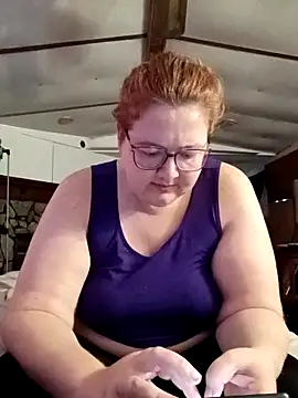 XEmoxkittyx online show from February 19, 6:27 pm