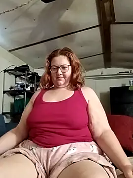 XEmoxkittyx online show from February 21, 5:37 pm