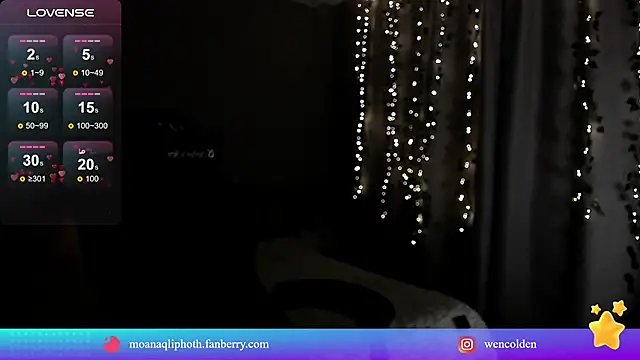 Snapshot of MoanaQliphoth chatting on December 5, 12:10 am MoanaQliphoth online show from December 5, 12:10 am