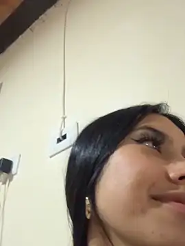 Snapshot of Victoria_alson chatting on November 13, 3:21 am Victoria alson online show from November 13, 3:21 am