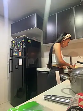 Snapshot of Victoria_alson chatting on November 28, 12:22 am Victoria alson online show from November 28, 12:22 am