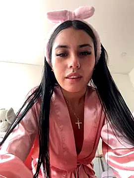 Snapshot of Victoria_alson chatting on November 3, 2:53 pm Victoria alson online show from November 3, 2:53 pm