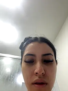 Snapshot of Victoria_alson chatting on October 20, 1:33 pm Victoria alson online show from October 20, 1:33 pm