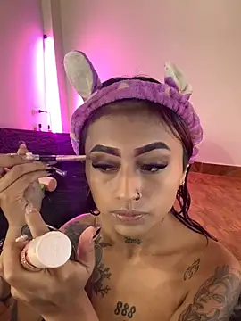 Snapshot of Dirty_isabella18 chatting on October 21, 7:57 pm Dirty isabella18 online show from October 21, 7:57 pm