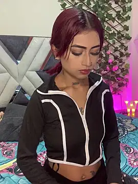 Snapshot of Dirty_isabella18 chatting on February 24, 9:48 pm Dirty isabella18 online show from February 24, 9:48 pm