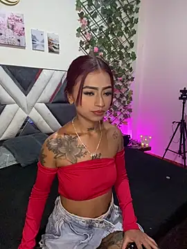 Snapshot of Dirty_isabella18 chatting on April 26, 10:40 pm Dirty isabella18 online show from April 26, 10:40 pm