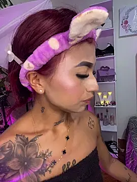 Snapshot of Dirty_isabella18 chatting on June 19, 7:09 pm Dirty isabella18 online show from June 19, 7:09 pm