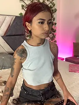 Snapshot of Dirty_isabella18 chatting on December 3, 9:25 pm Dirty isabella18 online show from December 3, 9:25 pm