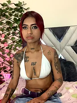 Snapshot of Dirty_isabella18 chatting on November 29, 10:32 pm Dirty isabella18 online show from November 29, 10:32 pm