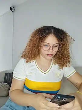 SirenRouge 69 online show from March 26, 7:56 pm