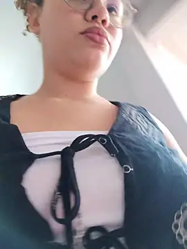 SirenRouge 69 online show from March 27, 7:48 pm