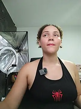 SirenRouge 69 online show from April 16, 7:47 pm