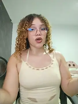 SirenRouge 69 online show from April 30, 8:57 pm