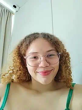 SirenRouge 69 online show from April 15, 7:58 pm