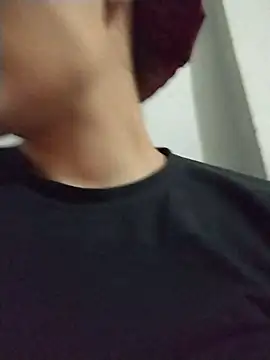 SirenRouge 69 online show from March 15, 10:50 pm