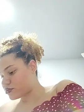 SirenRouge 69 online show from March 14, 9:10 pm