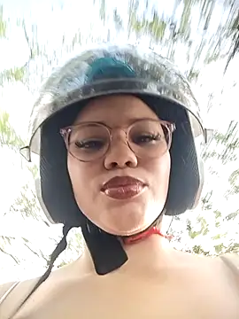 Snapshot of SirenRouge_69 chatting on November 3, 8:56 pm SirenRouge 69 online show from November 3, 8:56 pm