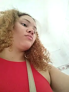 Snapshot of SirenRouge_69 chatting on November 27, 7:58 pm SirenRouge 69 online show from November 27, 7:58 pm