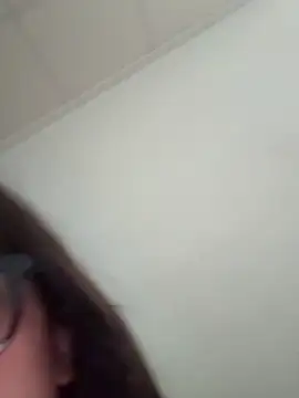 shory233 online show from March 27, 7:06 am