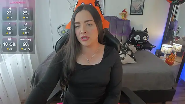 amaia monet online show from October 29, 8:19 pm