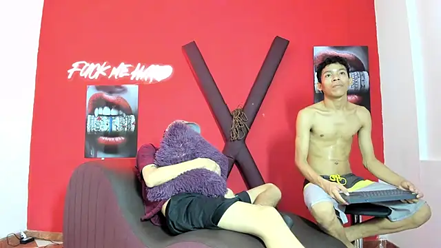 BEAUTY BOYS1 online show from February 28, 10:20 pm