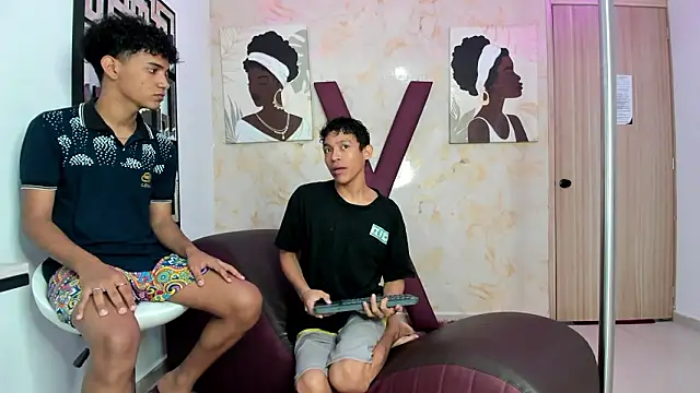 BEAUTY BOYS1 online show from March 16, 1:37 pm