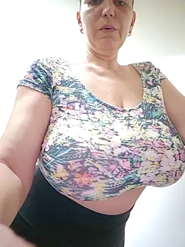 KamillaSpencer online show from May 14, 12:13 pm