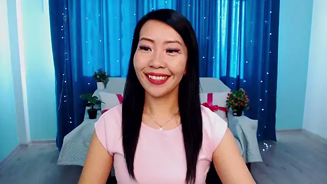 Snapshot of LiaPak chatting on September 24, 1:02 am LiaPak online show from September 24, 1:02 am