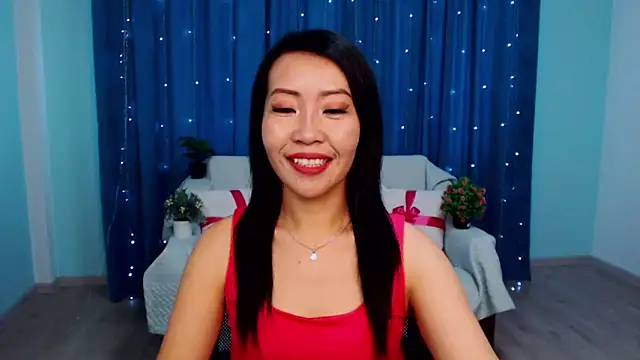Snapshot of LiaPak chatting on September 18, 12:02 am LiaPak online show from September 18, 12:02 am