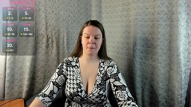 MiaLores online show from March 29, 8:49 am