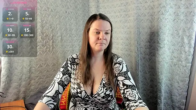 MiaLores online show from March 24, 9:09 am