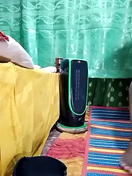 Snapshot of Mistompa24 chatting on February 16, 3:32 pm Mistompa24 online show from February 16, 3:32 pm