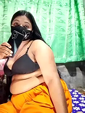 Snapshot of Mistompa24 chatting on March 1, 3:56 pm Mistompa24 online show from March 1, 3:56 pm