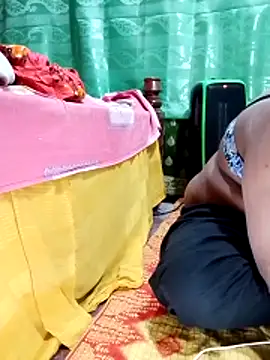 Snapshot of Mistompa24 chatting on January 6, 6:28 am Mistompa24 online show from January 6, 6:28 am