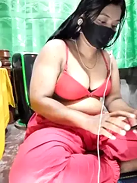 Snapshot of Mistompa24 chatting on February 15, 9:14 pm Mistompa24 online show from February 15, 9:14 pm