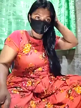 Snapshot of Mistompa24 chatting on February 7, 5:15 am Mistompa24 online show from February 7, 5:15 am