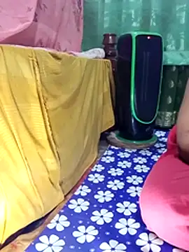 Snapshot of Mistompa24 chatting on February 26, 3:56 pm Mistompa24 online show from February 26, 3:56 pm