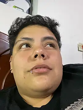 Snapshot of Hailey_Curvy chatting on June 22, 3:58 am Hailey Curvy online show from June 22, 3:58 am