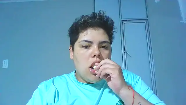 Hailey Curvy online show from January 17, 9:46 am