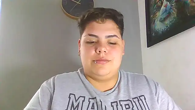 Hailey Curvy online show from December 5, 8:50 pm