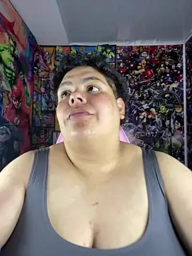 Snapshot of Hailey_Curvy chatting on July 3, 2:51 am Hailey Curvy online show from July 3, 2:51 am