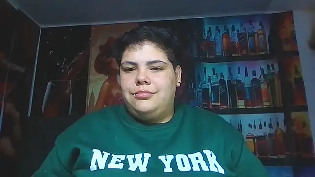 Snapshot of Hailey_Curvy chatting on July 4, 10:58 pm Hailey Curvy online show from July 4, 10:58 pm