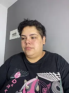 Snapshot of Hailey_Curvy chatting on July 29, 8:02 am Hailey Curvy online show from July 29, 8:02 am