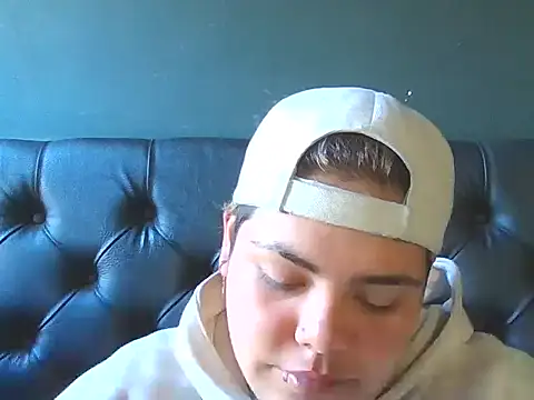 Hailey Curvy online show from September 22, 10:05 pm