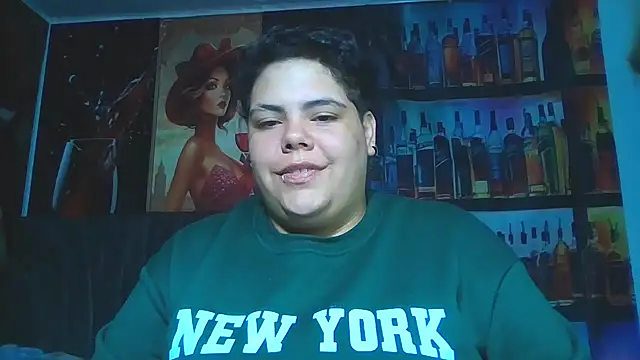 Snapshot of Hailey_Curvy chatting on June 29, 10:15 am Hailey Curvy online show from June 29, 10:15 am