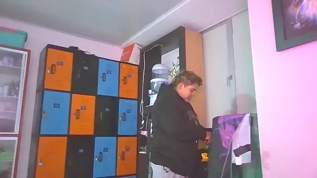 Hailey Curvy online show from September 10, 3:16 am