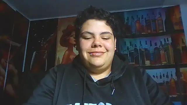 Snapshot of Hailey_Curvy chatting on July 16, 2:19 am Hailey Curvy online show from July 16, 2:19 am
