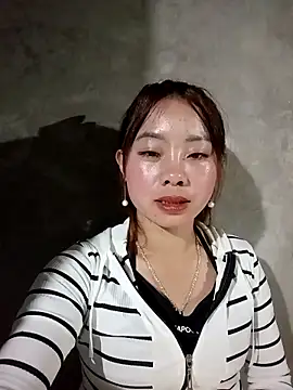 milo123-xx online show from December 5, 11:53 am