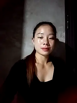 milo123-xx online show from October 7, 4:30 pm